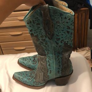 Teal & Gray Corral Cowboy boots Size 8!